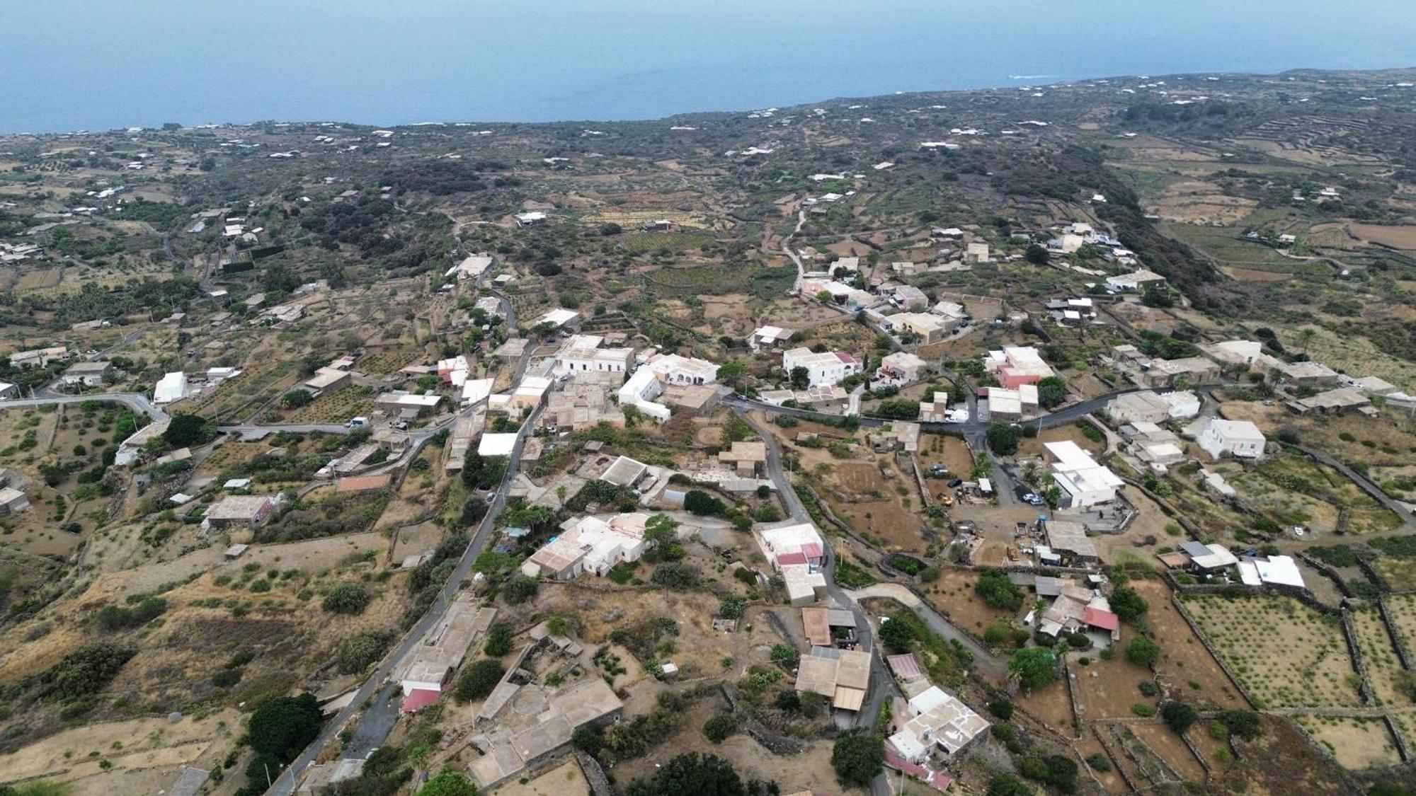 Appartement Dammuso Favarelle Da Caty à Scauri  Extérieur photo